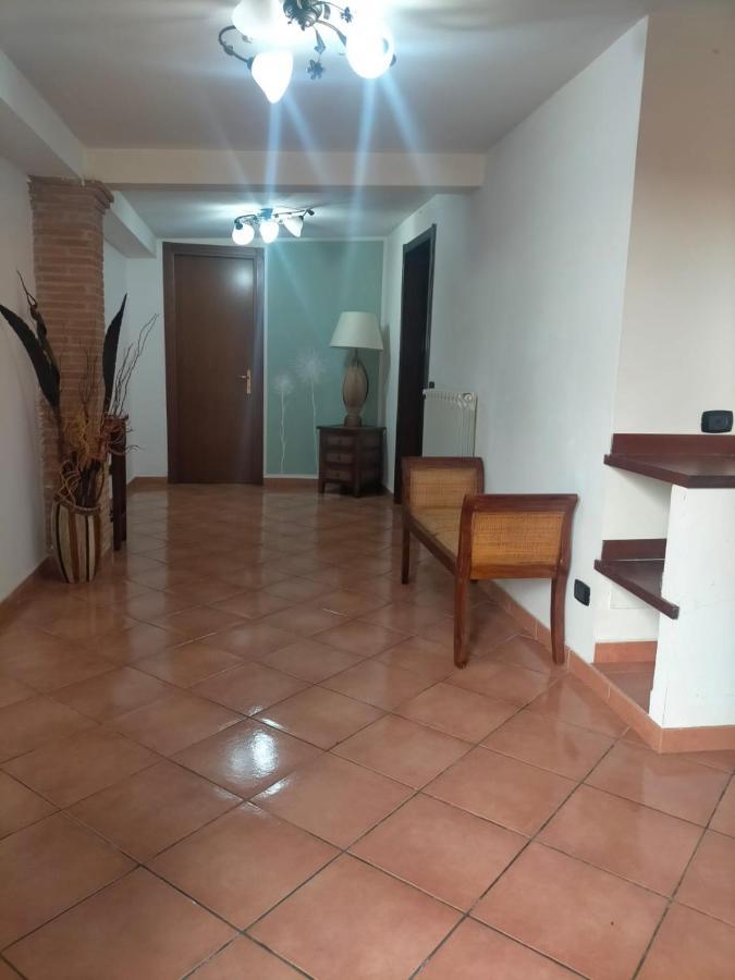 Ferienwohnung Civico Ventitre Mentana Exterior foto
