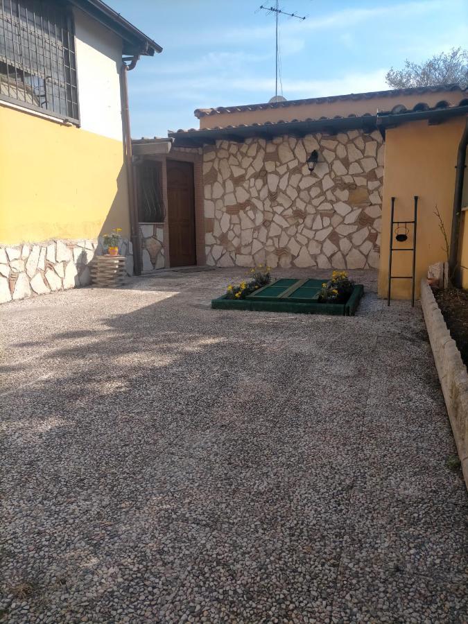 Ferienwohnung Civico Ventitre Mentana Exterior foto